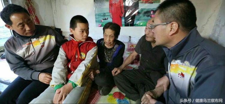 巩建伟,集宁区光明街小学校长巩建伟