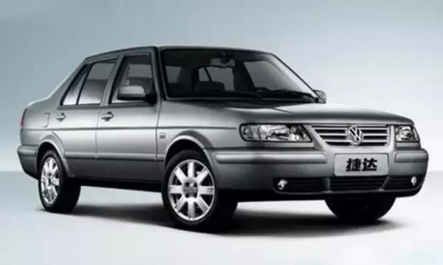 开高尔夫的人，通常比*萨特帕**车主有钱？