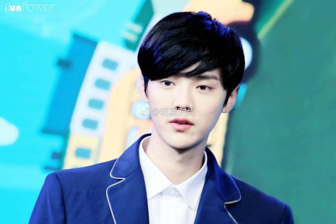 鹿晗超级英语,鹿晗励志唱歌