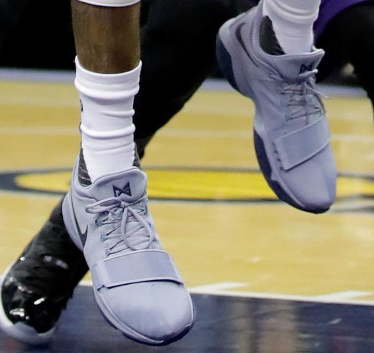 nike鞋深黄色保罗乔治配色,耐克nikepg6保罗乔治6代泡椒篮球鞋