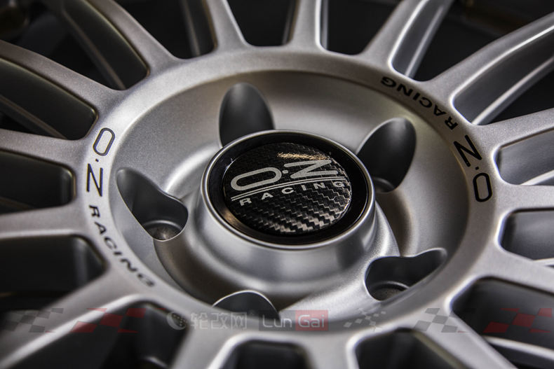 ozsuperturismolm轮毂评测,ozsuperturismogt轮毂