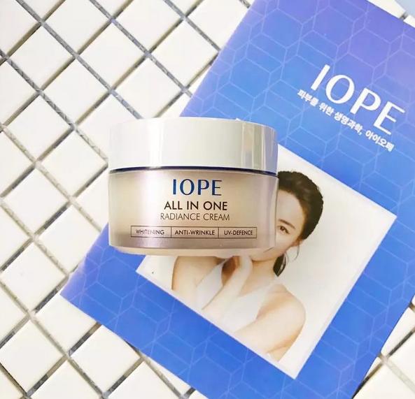 明星素颜也很美?还不是靠自带美颜的素颜霜!