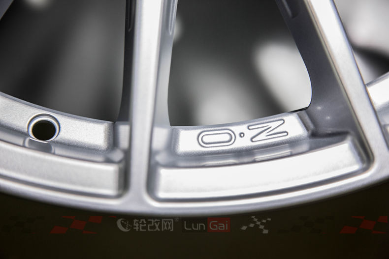 ozsuperturismolm轮毂评测,ozsuperturismogt轮毂
