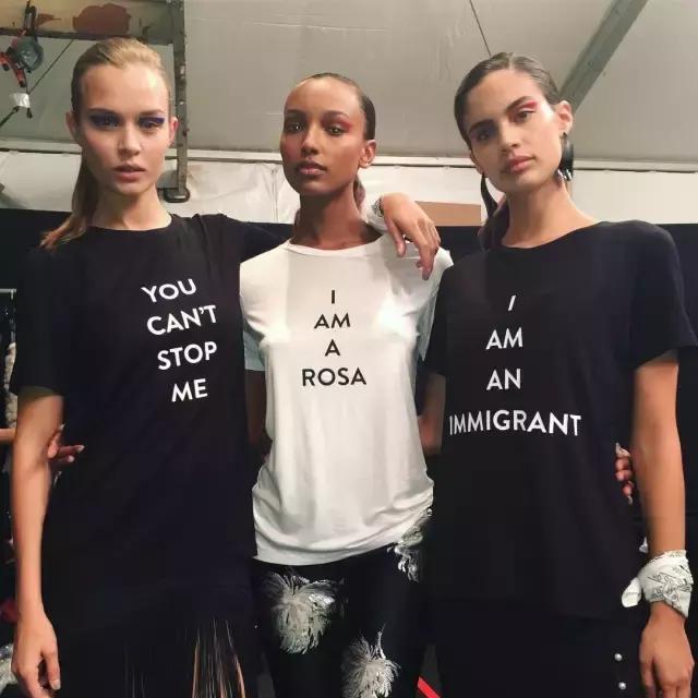 今年t恤怎么穿好看炸了,今年时髦宽松t恤