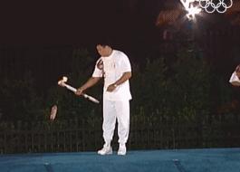 阿里得了帕金森还上过拳台吗,阿里得了帕金森为什么还要打拳