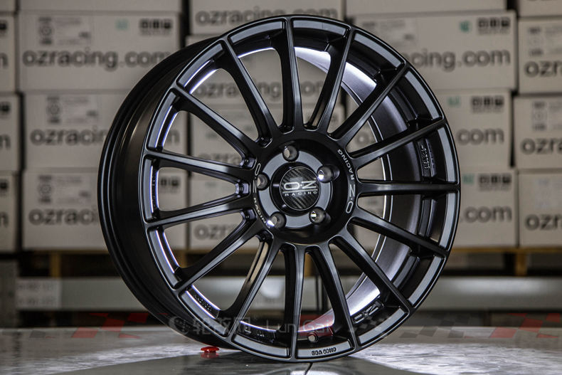 勒芒经典——OZSuperturismoLM轮毂细节展示