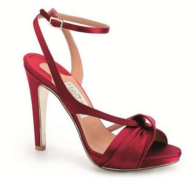 salvatoreferragamo鞋,salvatoreferragamo的私服穿搭