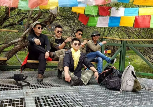 成都到稻城亚丁包车旅游,成都到稻城亚丁租车收费标准