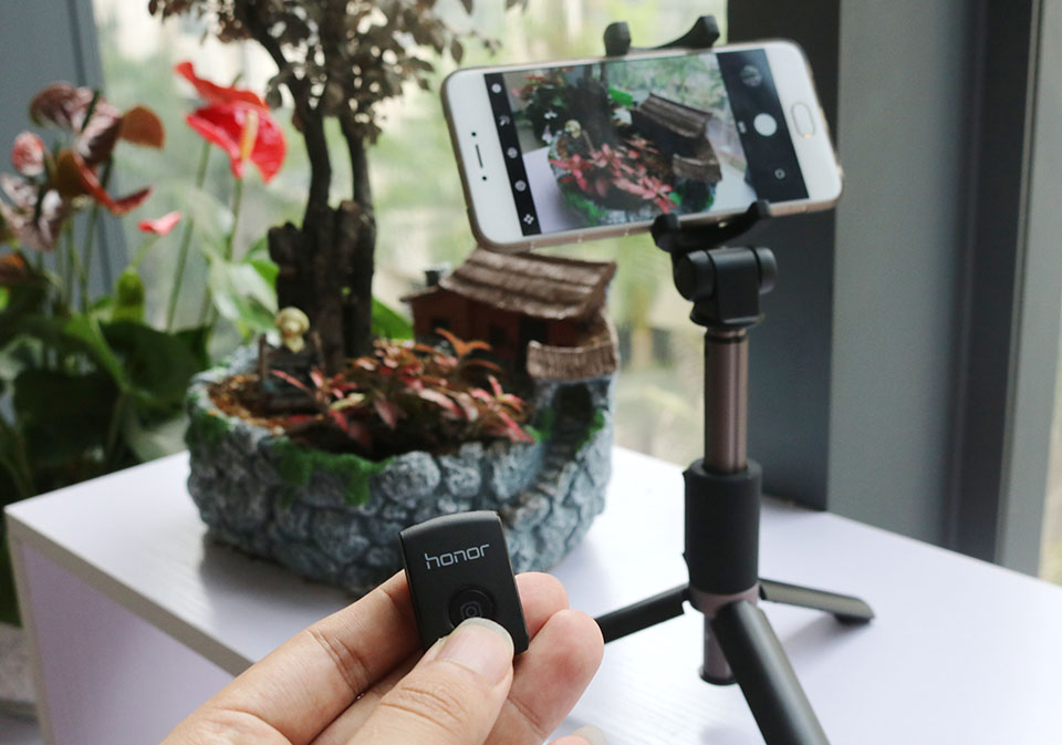 荣耀手机蓝牙自拍杆推荐,荣耀三脚架自拍杆无线版