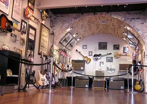 披头士征服利物浦 (利物浦披头士打卡地)