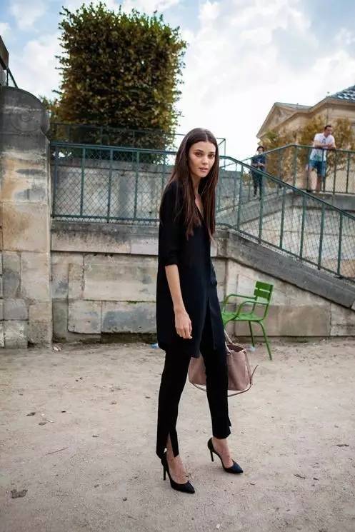 好看的卷裤脚裤子,别再穿阔腿裤了2019年流行这4条