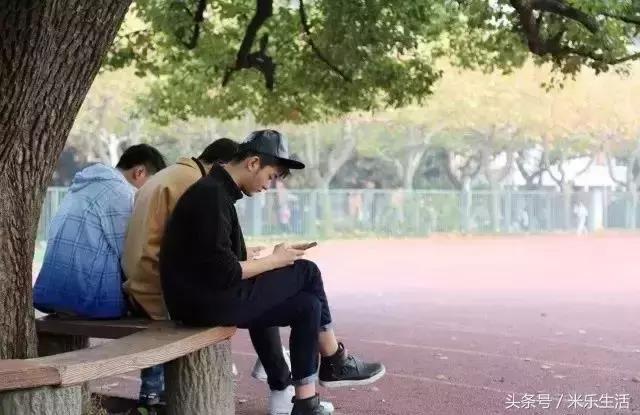 理想的生活离自己越来越远,理想的生活平淡从容