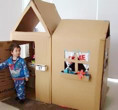废纸箱做儿童玩具,废纸箱做可爱的宝宝