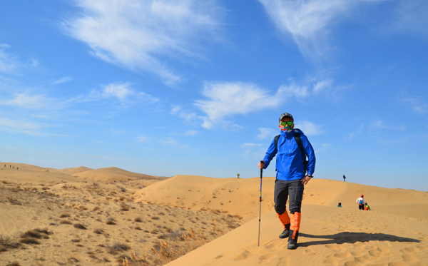 自由穿梭极简生活:Toread探路者Travelax商旅尊享版背包体验