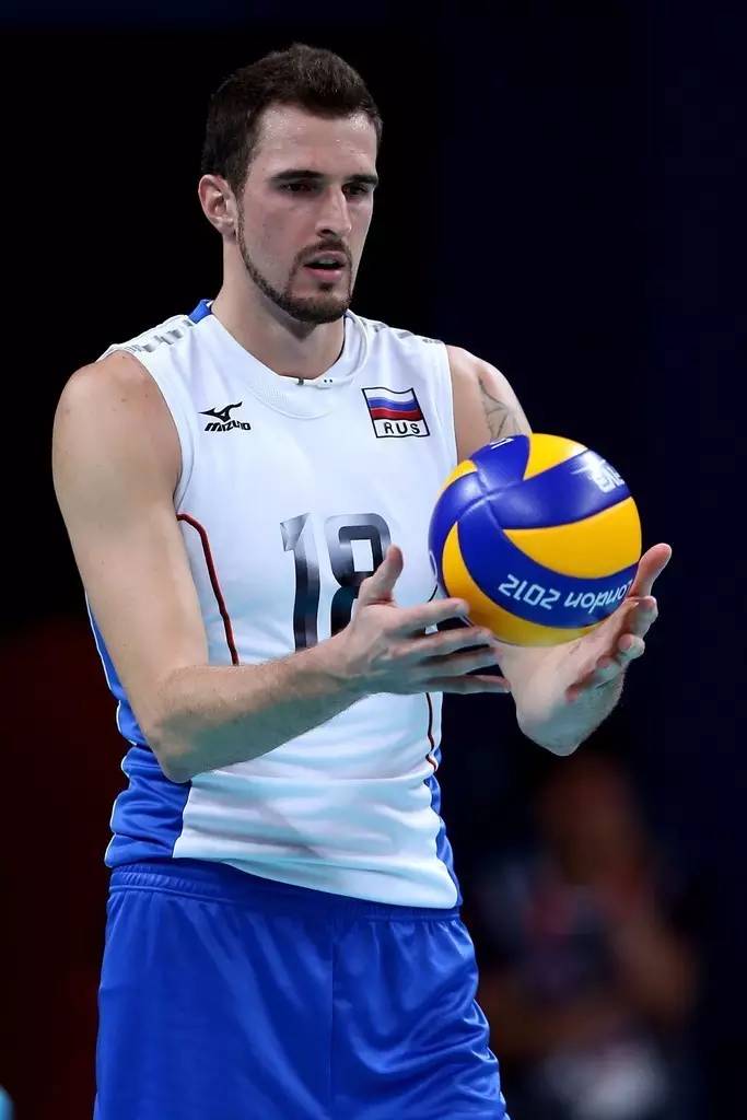 「图鉴」大叔控请进来，老男神AlexanderVolkov