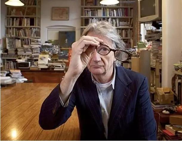 不是gay混毛时尚圈！？这个酷爱彩虹的直男设计师，却是基友们的挚爱！