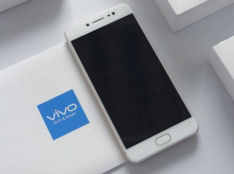 x7性能,x7好用还是x4好用