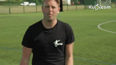 实况足球怎么扣球过人,贝林厄姆单车扣球过人