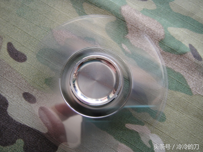 发光又持久的指尖陀螺,三角型的指尖陀螺