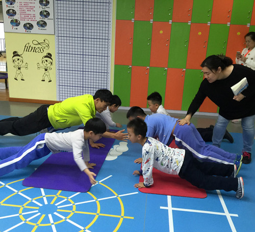 孩子感统失调是怎么造成的,孩子感统失调是父母造成的