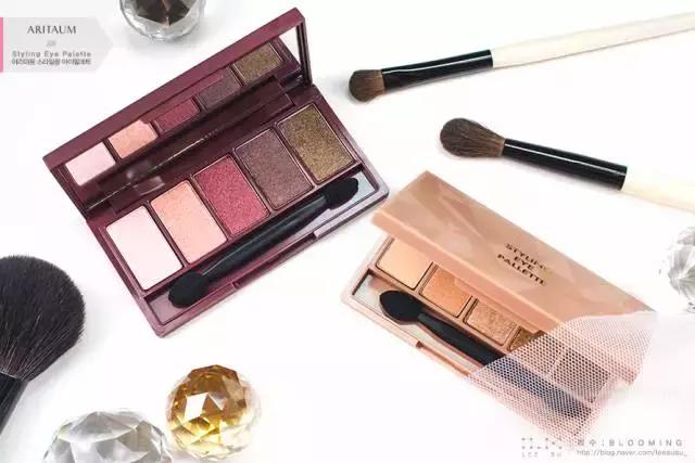 灰粉色眼影盘平价推荐新手,眼影盘平价好用性价比推荐