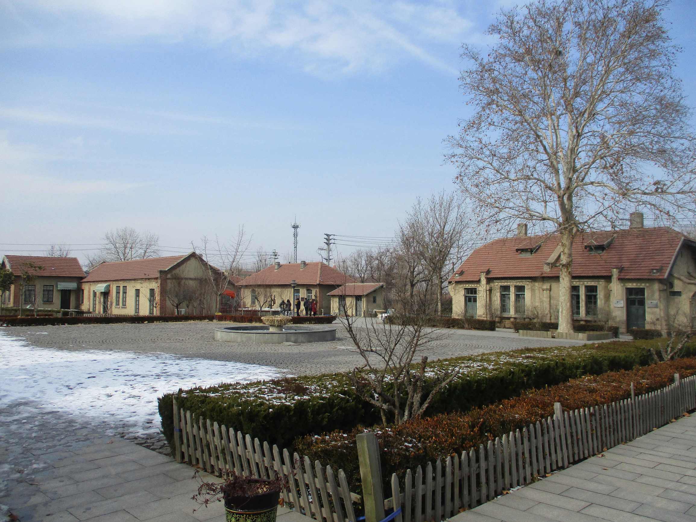 坊茨小镇游览,坊茨小镇游览攻略