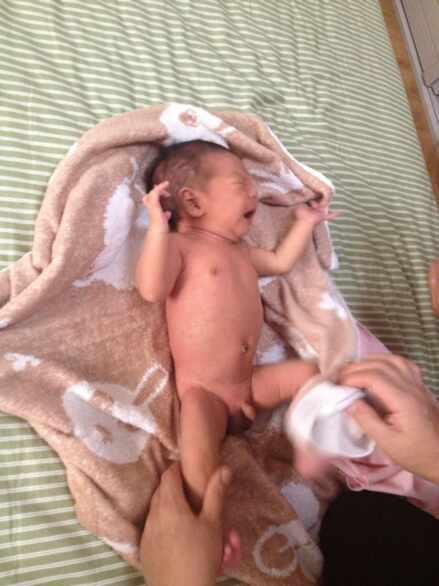 剖腹产八斤男孩症状,8斤多的宝宝剖腹产