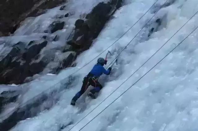 年轻人就该有一腔热血,年轻人就要做点正能量的事情