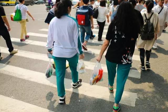 下渡路属于什么街道,下渡路夜宵大排档一条街