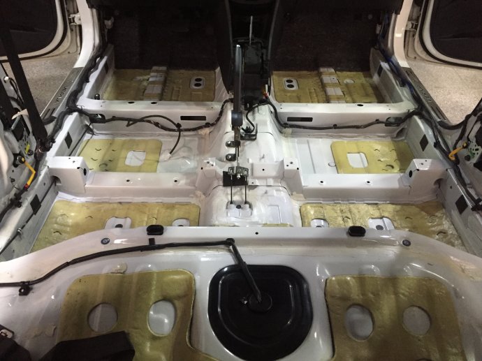 现代瑞奕车噪音大怎么回事,现代瑞奕质量怎么样