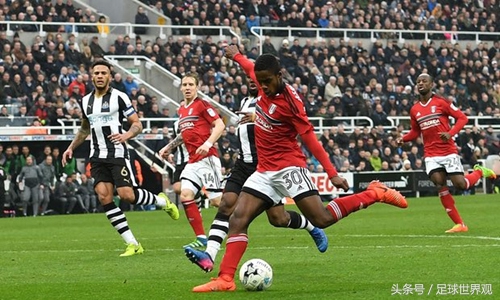 00后左后卫,00后足球后卫