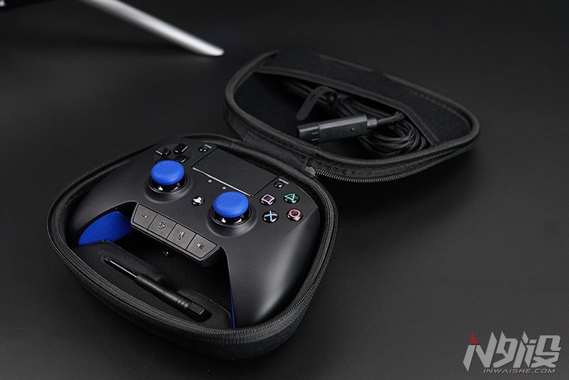 雷蛇飓兽手柄测评,razerraijups4手柄