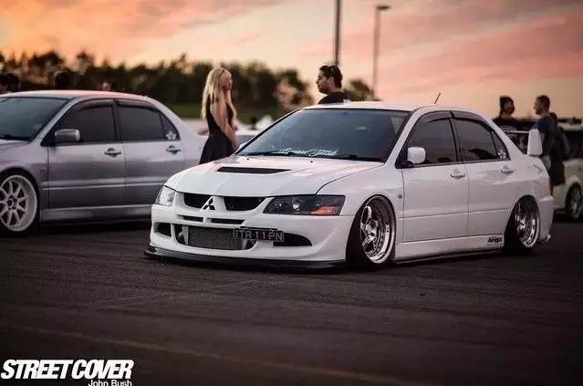 本想把EVO卖掉跳出改装坑，买了高尔夫7R后却又重新“吸毒”