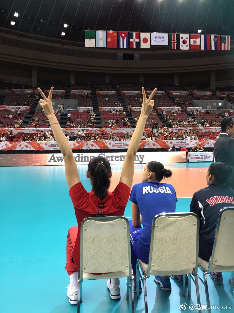 事不过三朱婷夺海外首冠!接班刘翔李娜征服世界一句话感动国人