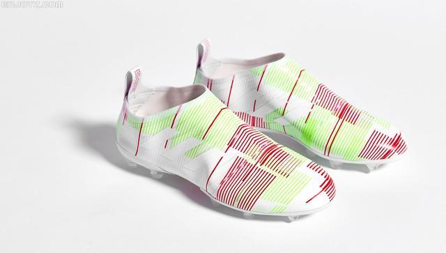 adidas十大最佳足球鞋,adidas最有性价比的足球鞋