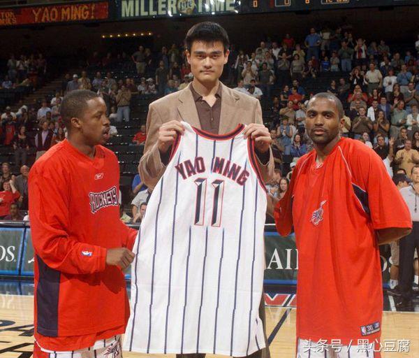姚明感人时刻,姚明对邓肯的感人视频