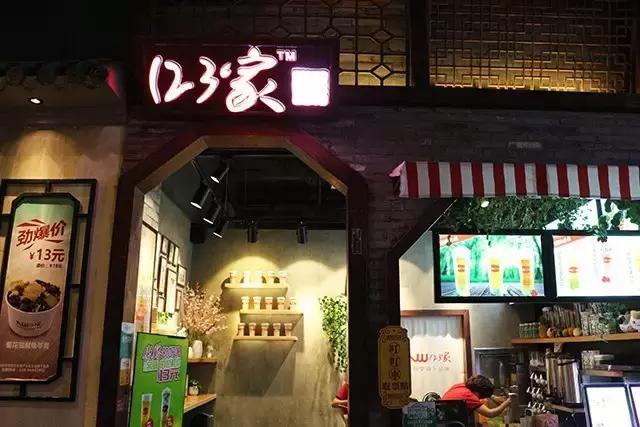 “遭受”十万伏特暴击!20只皮卡丘惊喜出没,要被萌哭了!