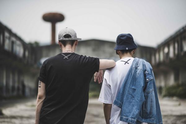 三叶草就要把你一天照料得服服贴贴，明星一天行程教你如何变明星