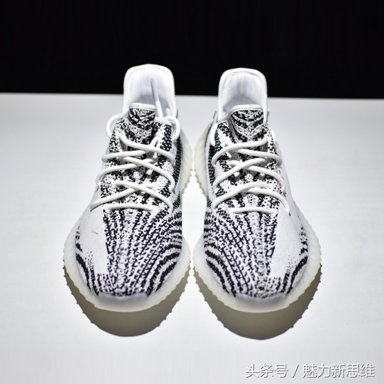 即将发布的黑色椰子350值得买吗,纯白椰子350开箱