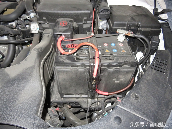 新款起亚K5升级雷贝琴汽车音响，国产良心品牌也有好效果