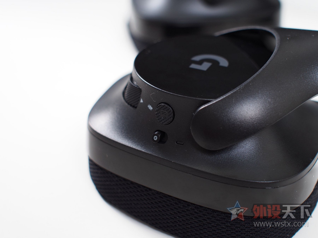 罗技g633与g633s耳机测评,罗技耳机g633和g933差别