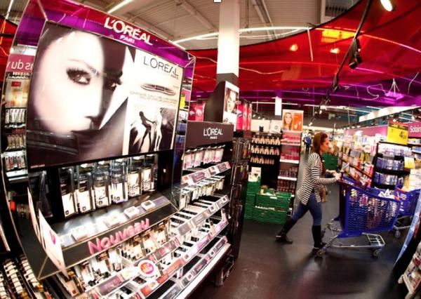 为啥化妆品官网和代购差这么多,现在好多代购店里化妆品是真的吗