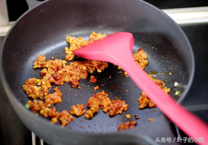 怎么做蒸水蛋给宝宝弄辅食,给宝宝做的蒸水蛋味道好极了