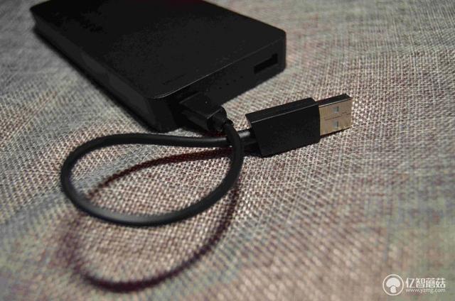 66w超级快充移动电源测评,唯快不破