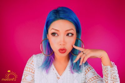 为啥化妆品官网和代购差这么多,现在好多代购店里化妆品是真的吗