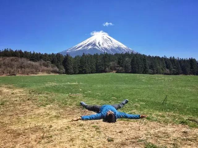 马云与阿里20年互联网巨头养成术,马云创立阿里巴巴追梦成长史