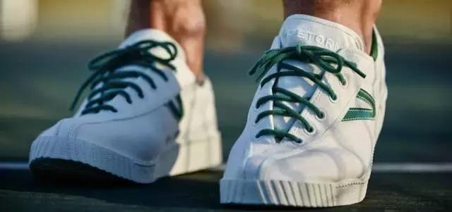 收集各种名牌鞋vansconverse,conversevans鞋子