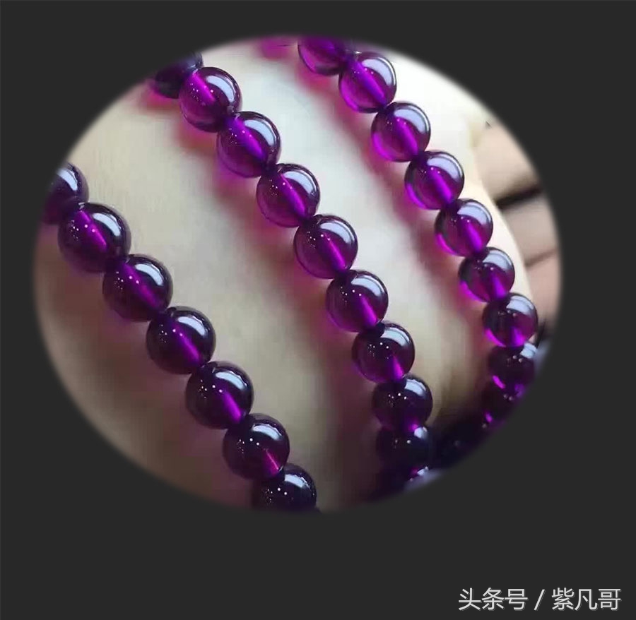 金店石榴石是真是假,金店送的石榴石是真是假