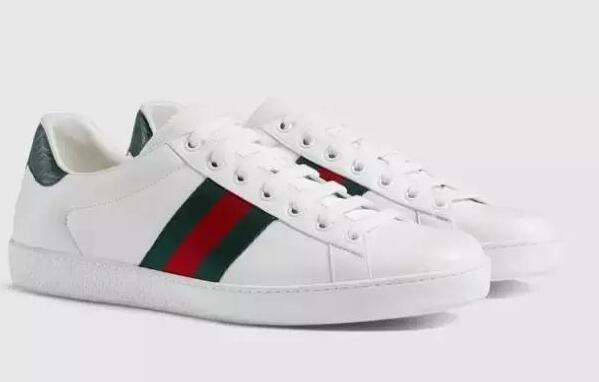 gucci帆布鞋与小白鞋 (gucci很火的一双鞋)