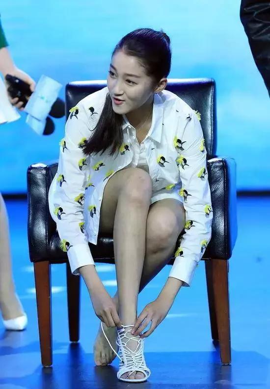 关晓彤杨幂赵丽颖卸妆后的样子,杨幂赵丽颖关晓彤上榜